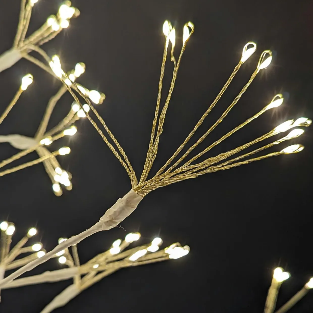 Arbre lumineux 672 LED (H180 cm) Holly Tilleul Blanc et blanc chaud