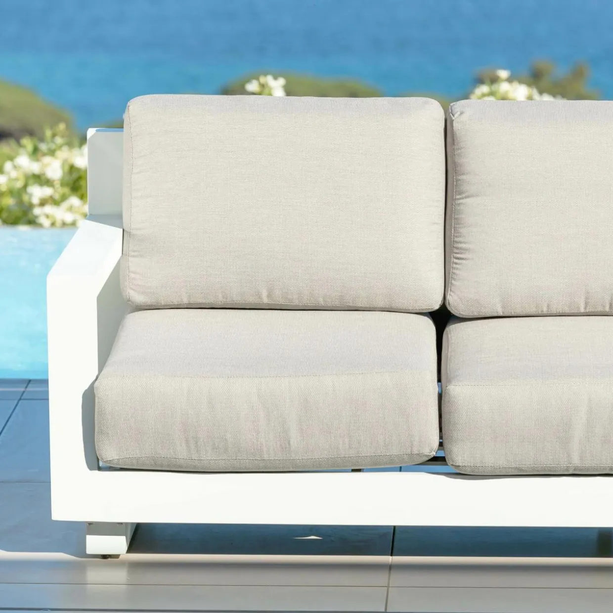 Canapé de jardin en aluminium 3 places Elba Blanc et taupe