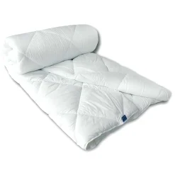 Couette Chaude (140 x 200 cm) Microfibre Lavable à 95°C Blanche