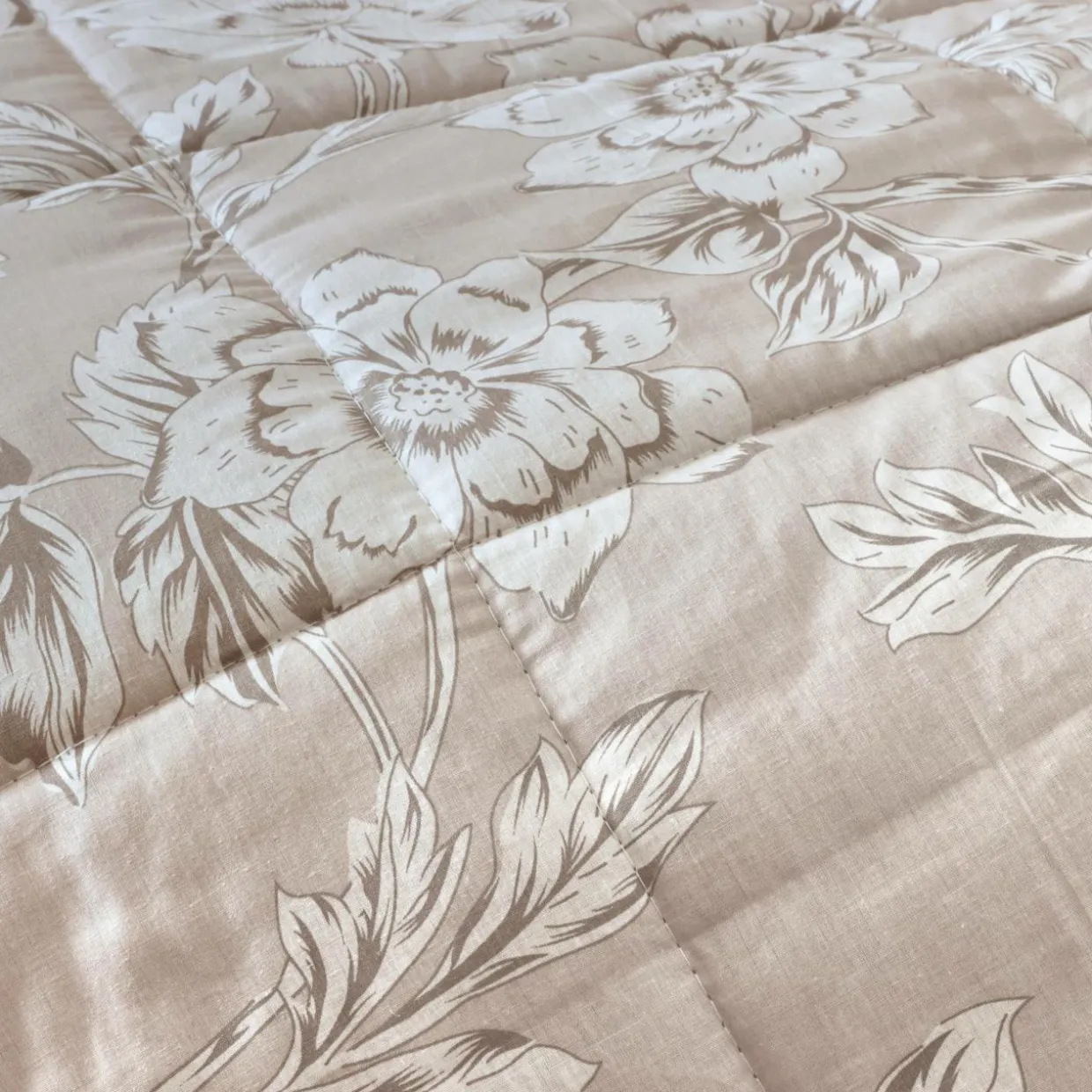 Couette imprimée et deux taies d'oreiller coton (200 x 200 cm) Lara Beige