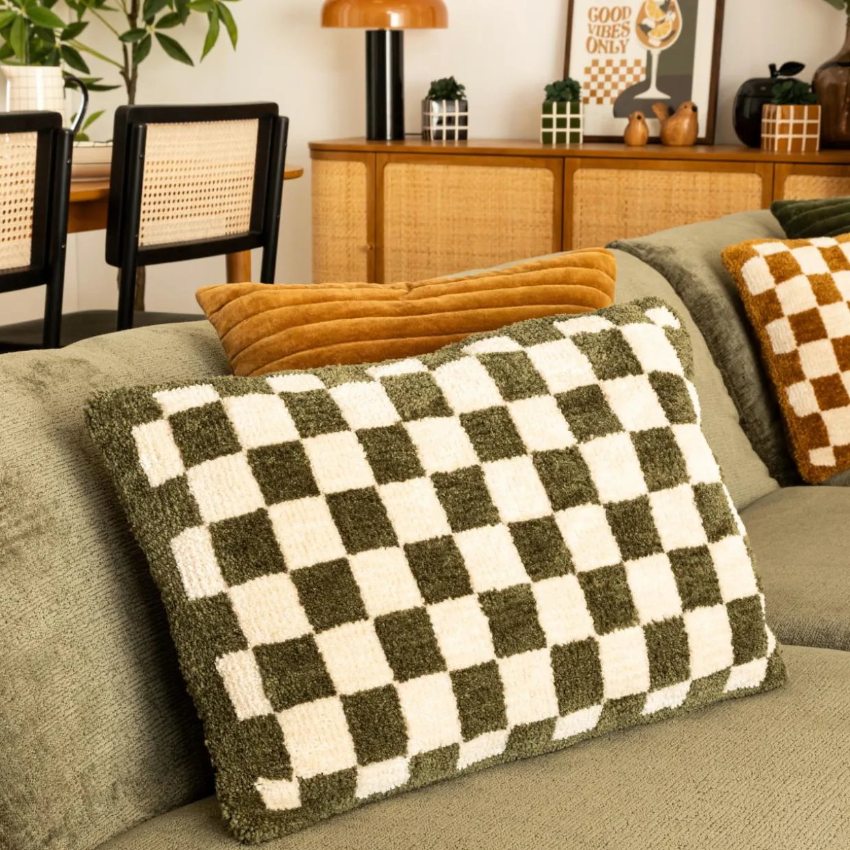 Coussin rectangulaire tufté (38 x 58 cm) Damier Vert kaki