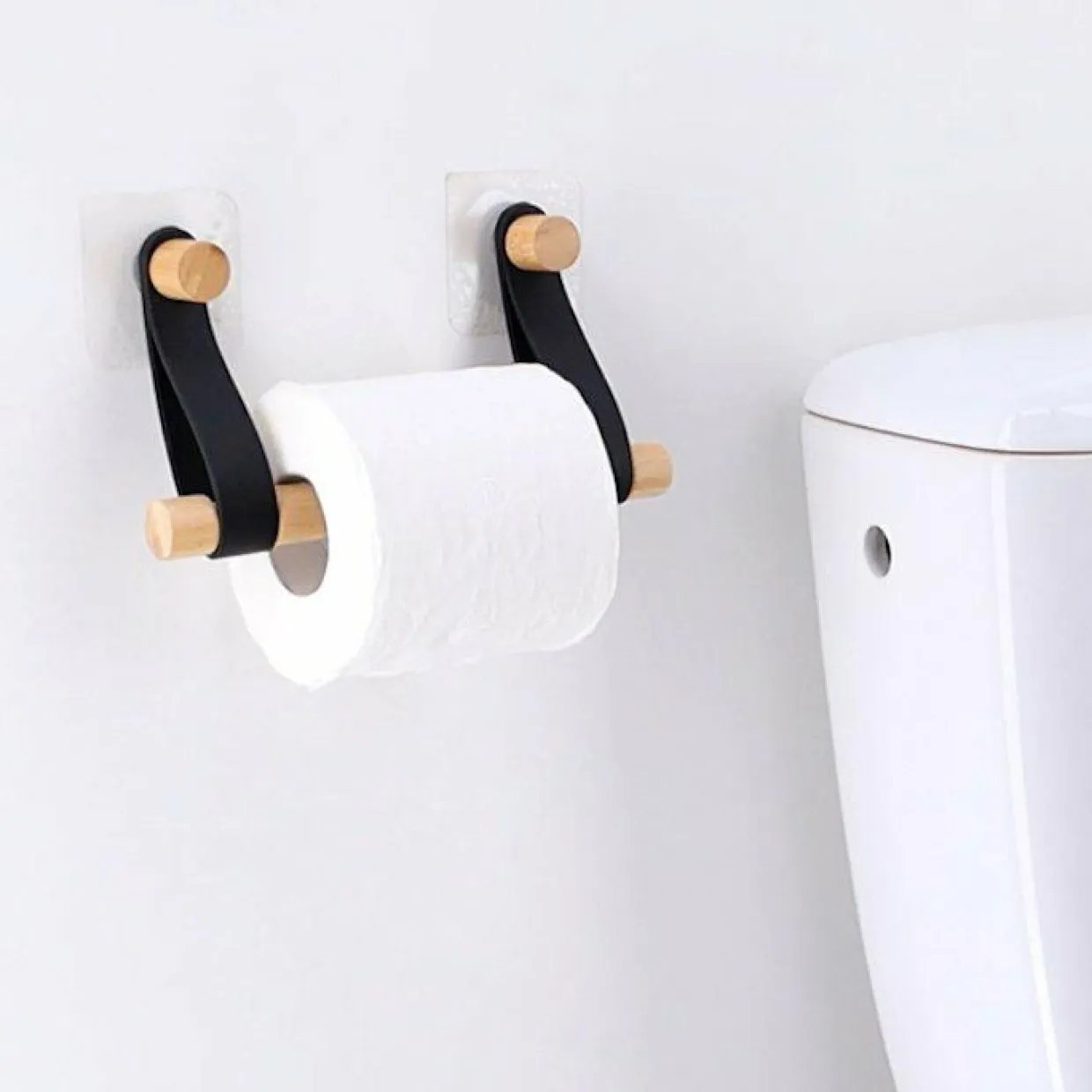 Dérouleur de papier toilette adhésif easy Chic simili cuir Noir