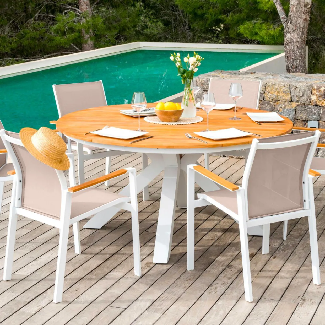 Fauteuil de jardin aluminium et bois teck empilable Bali Blanc
