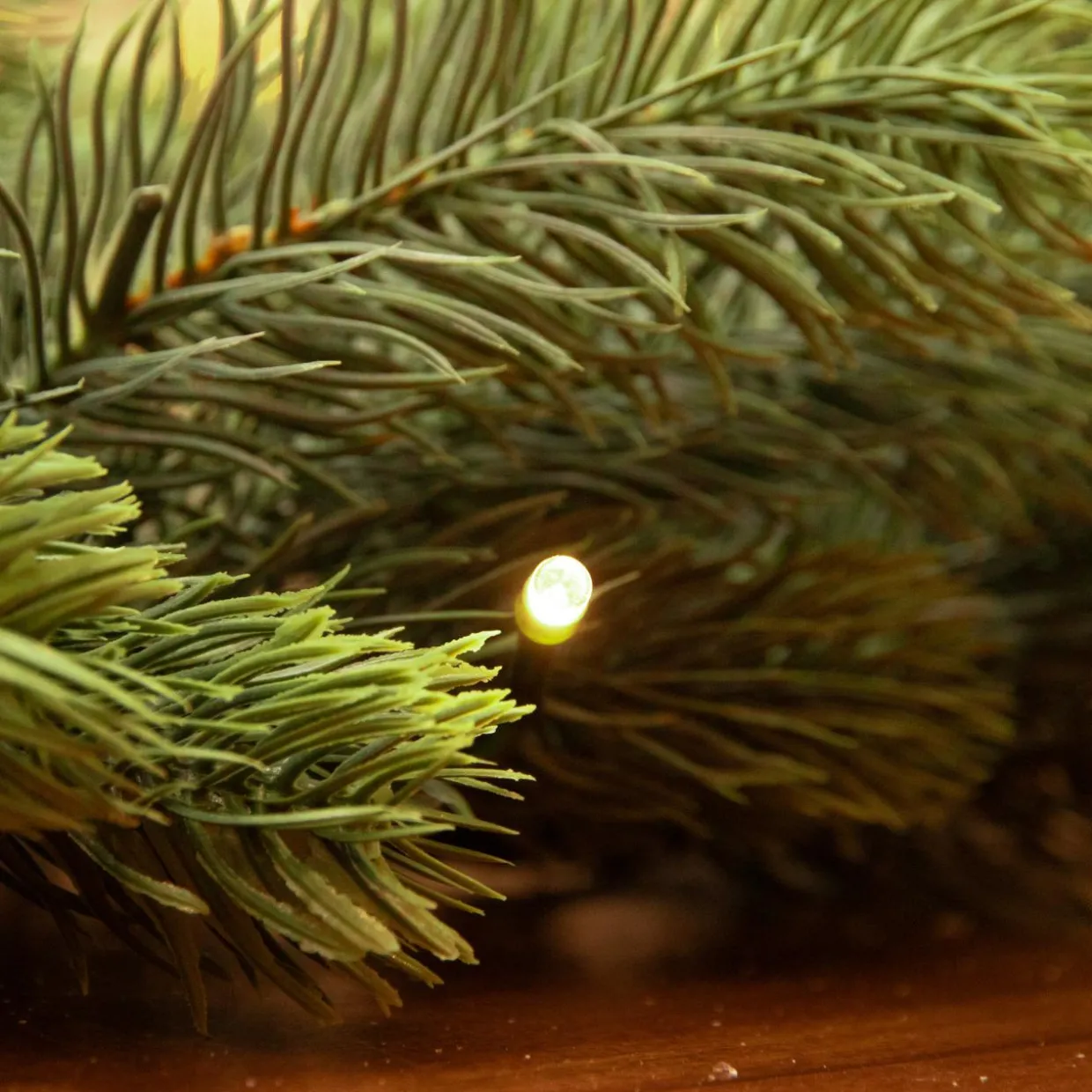 Guirlande de sapin lumineuse 50 Led (270 cm - D30) Manitoba Blanc chaud