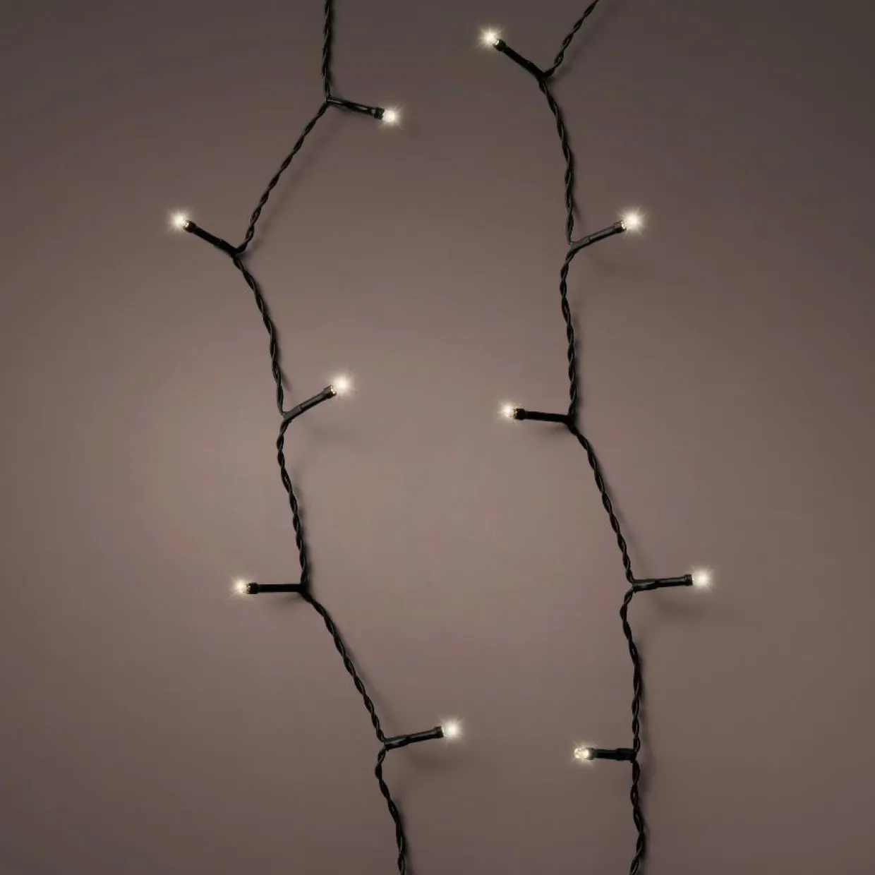 Guirlande lumineuse Durawise à piles 17,90 m 240 LED câble noir Blanc chaud