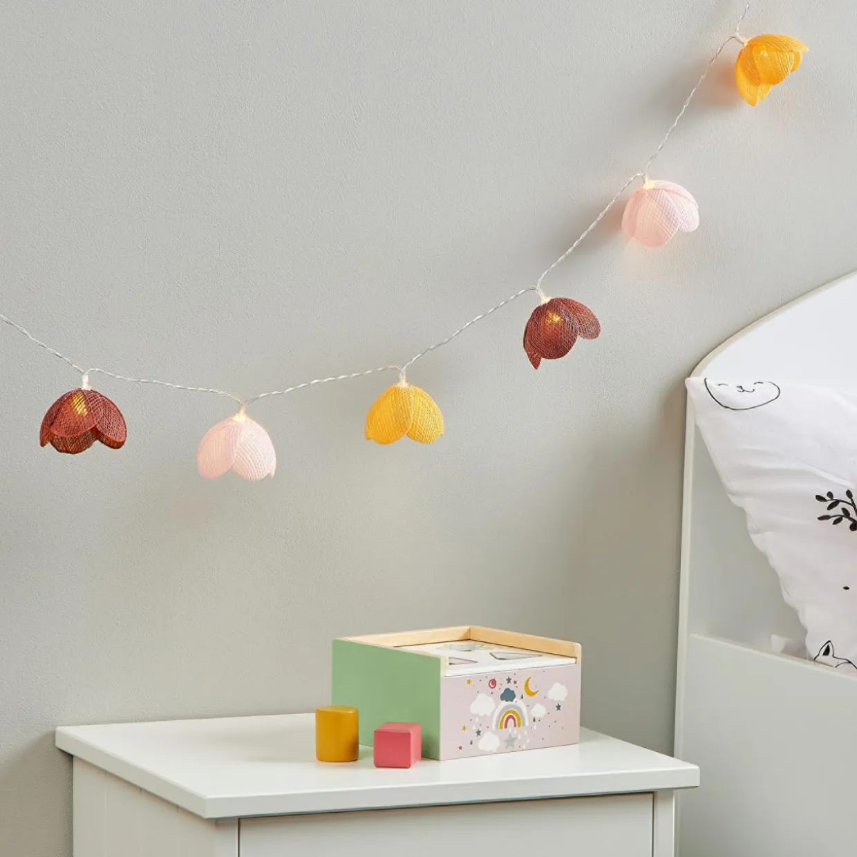 Guirlande lumineuse LED enfant (135 cm) Fleurs Multicolore