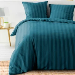 Housse de couette et deux taies microfibre (240 x 220 cm) Cleo Bleu nuit