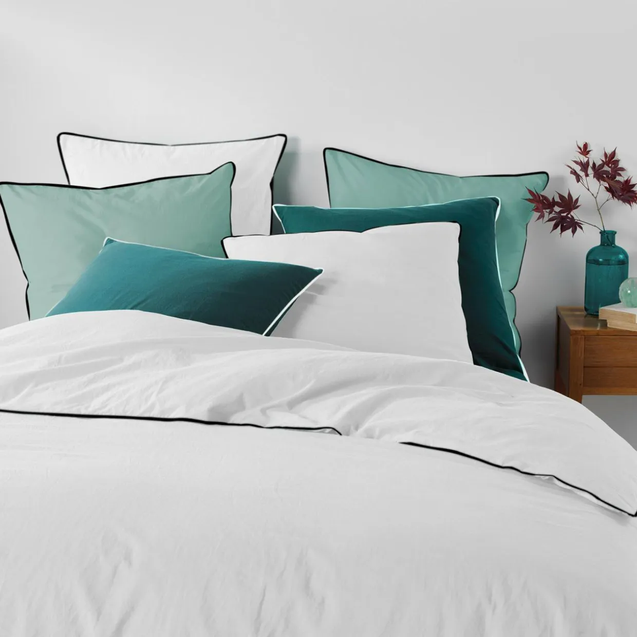 Housse de couette et deux taies coton lavé (240 x 220 cm) Linette Blanche