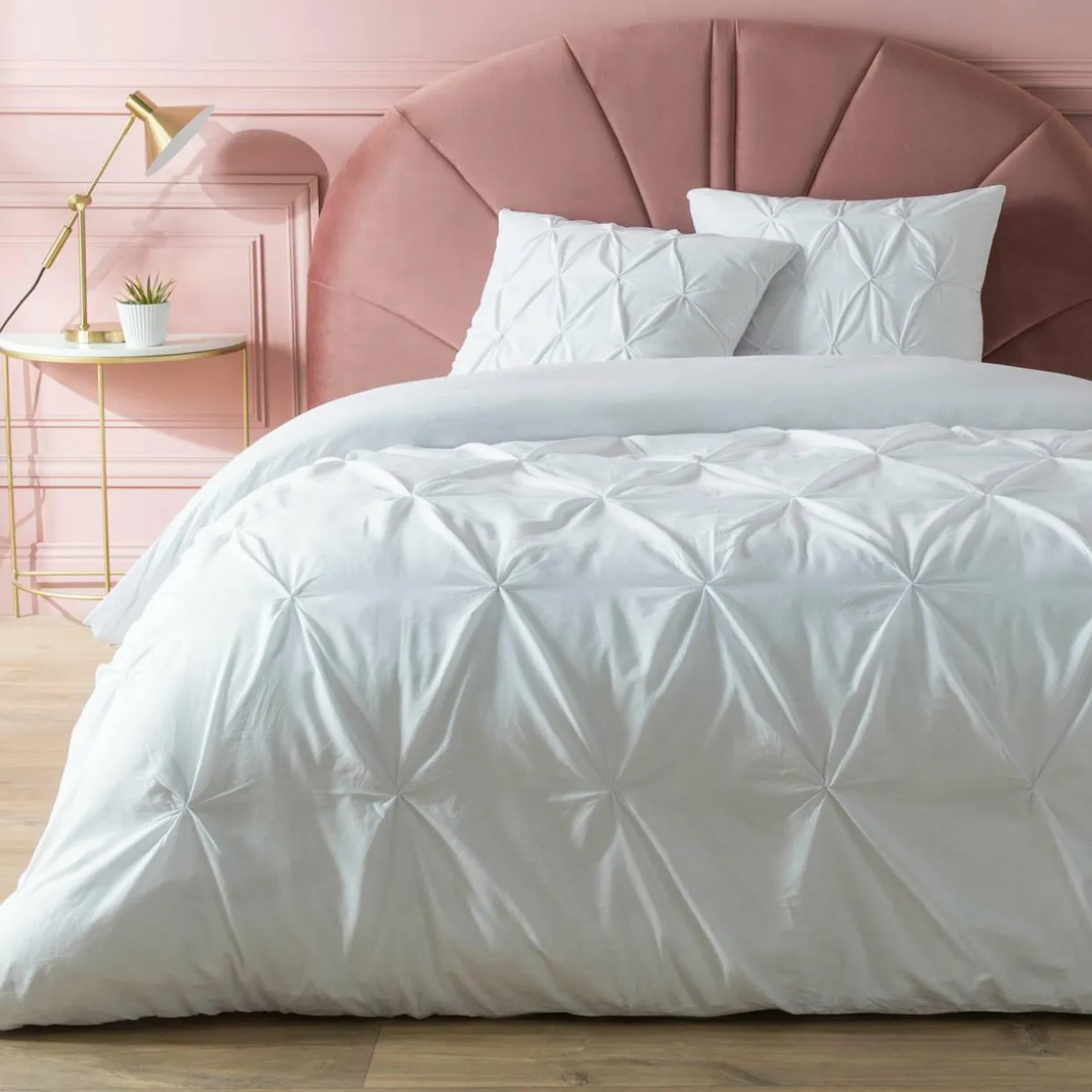 Housse de couette et deux taies coton (240 x 220 cm) Heloise Blanche