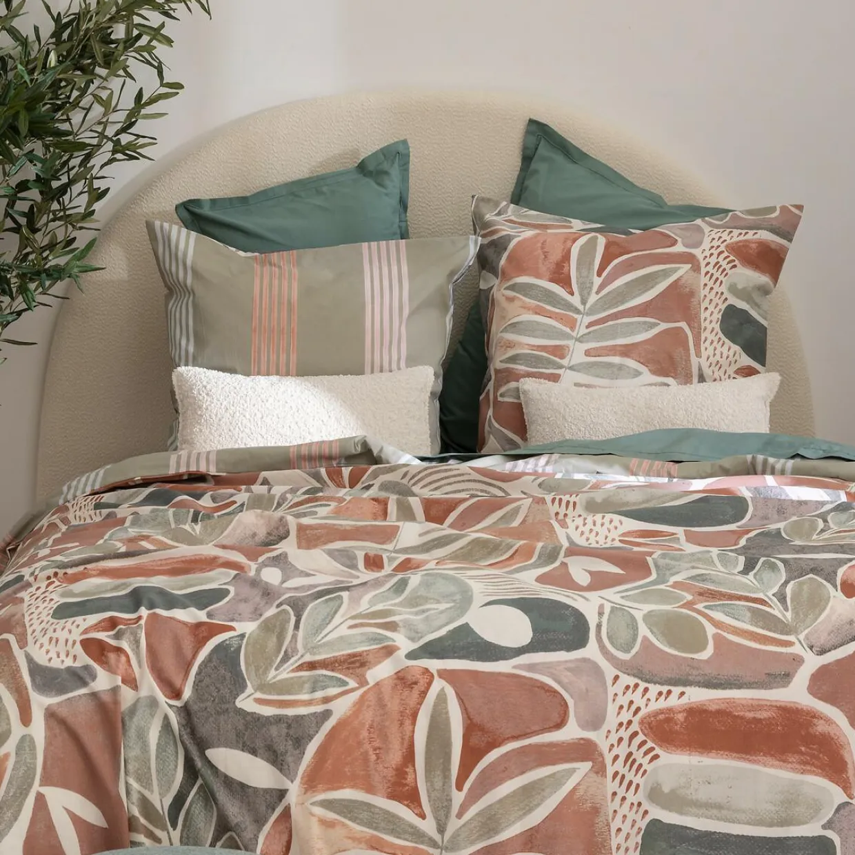 Housse de couette et deux taies coton (240 x 220 cm) Alvaro Multicolore