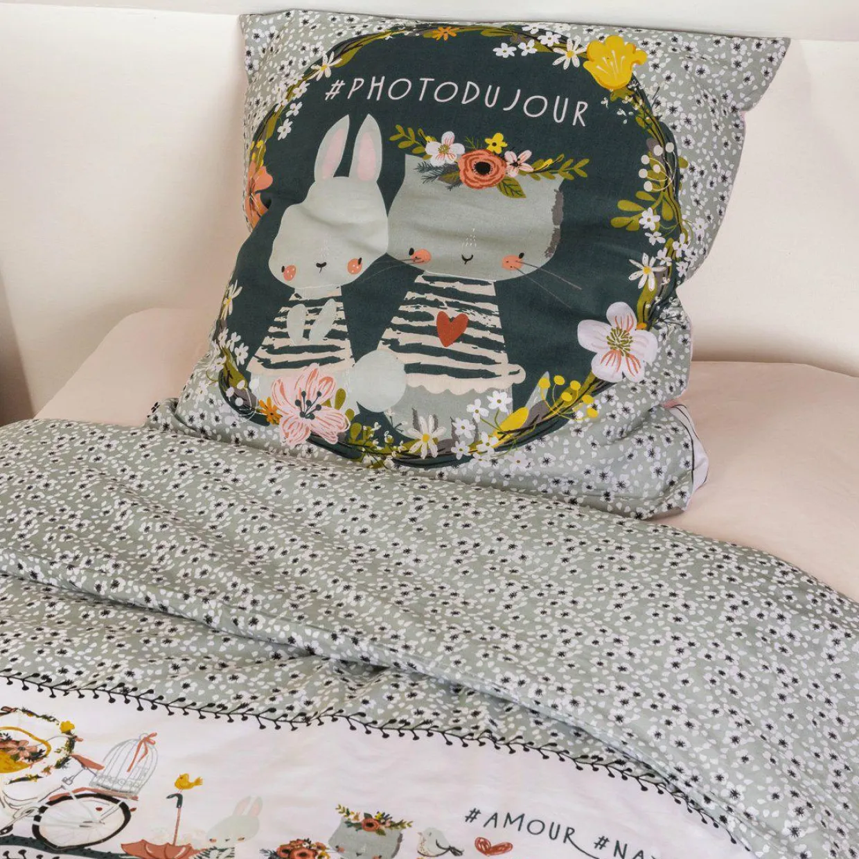Housse de couette et deux taies enfant coton (240 x 220 cm) Jardinage Multicolore