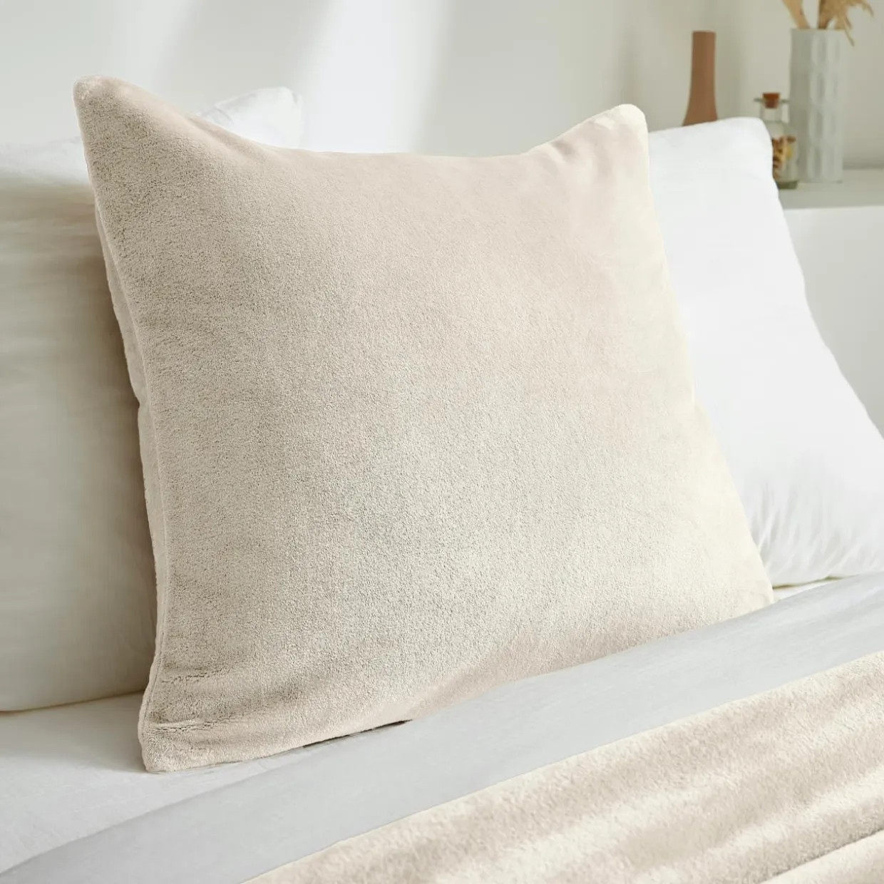 Housse de coussin carrée flanelle (60 x 60 cm) Didou Beige grège