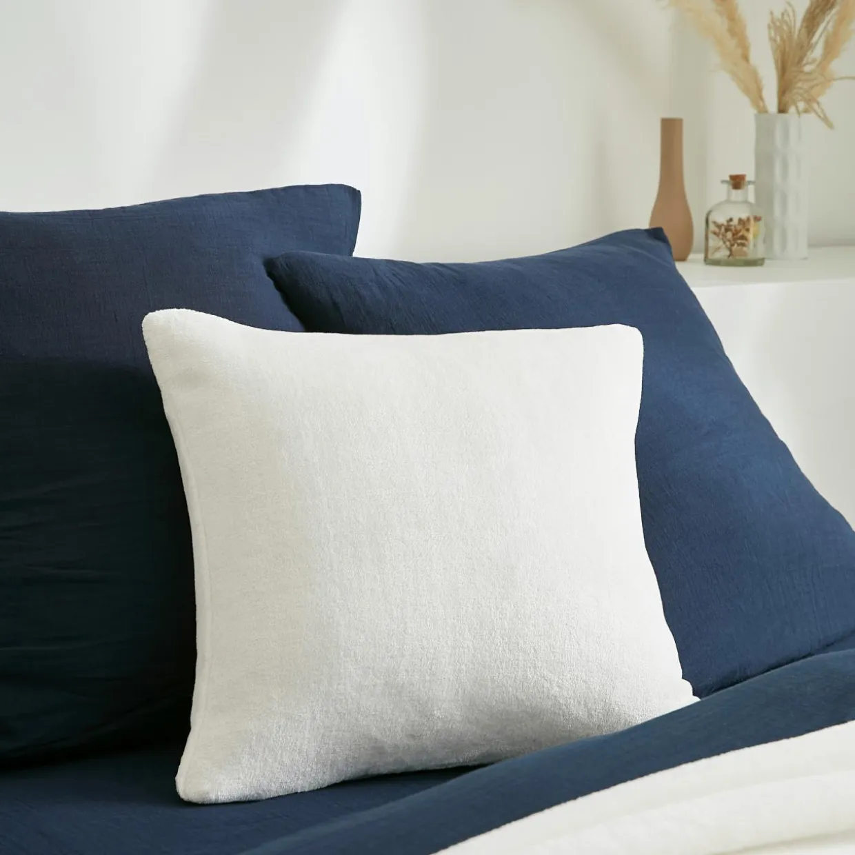 Housse de coussin carrée flanelle (45 x 45 cm) Didou Ivoire