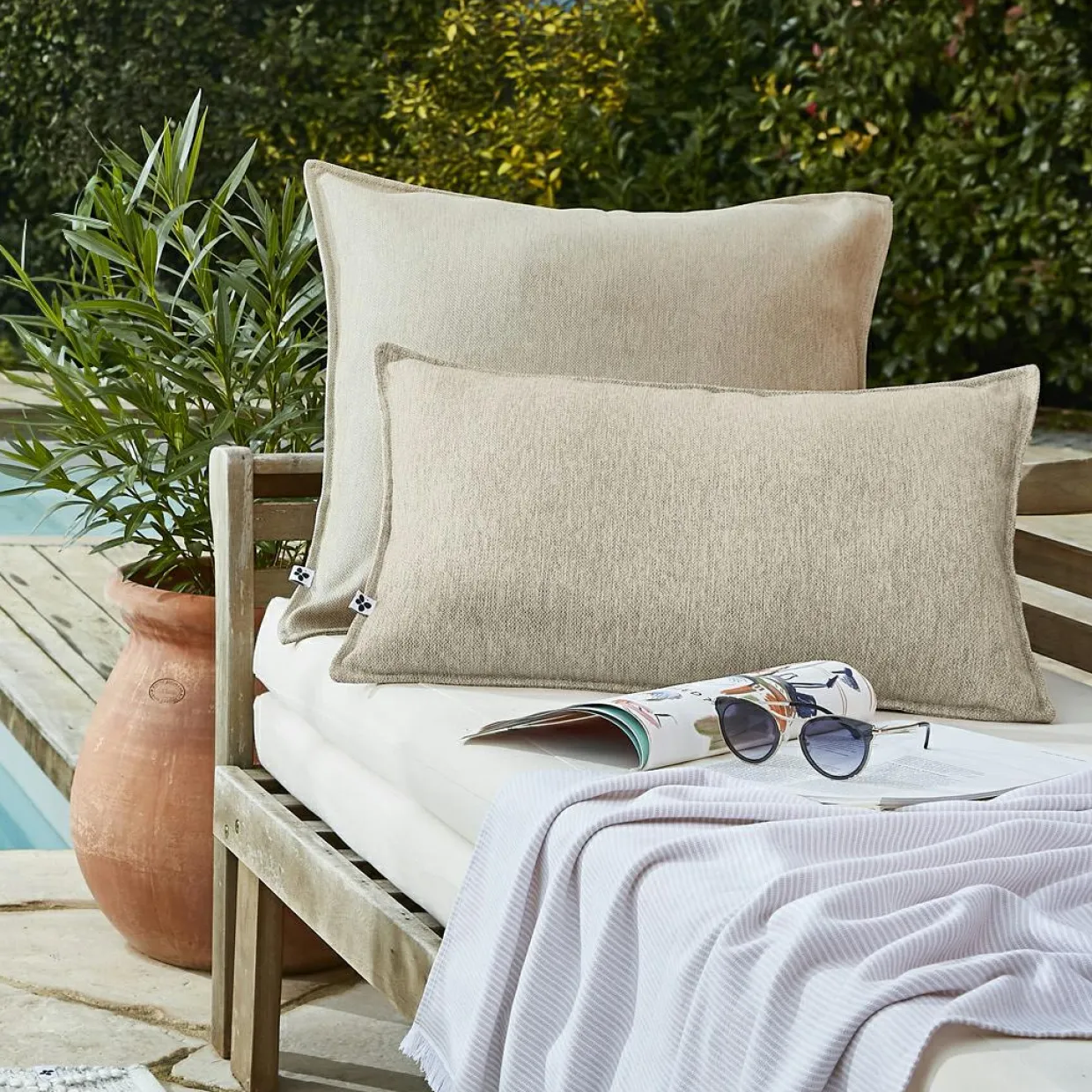 Housse de coussin extérieur carrée (45 x 45 cm) Naia Beige sable