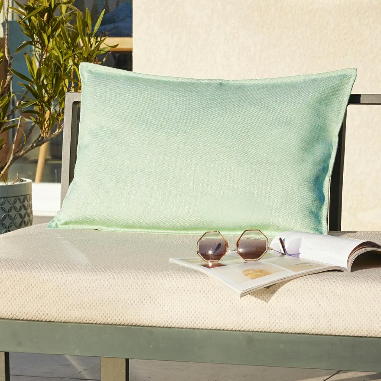 Housse de coussin extérieur rectangulaire (40 x 60 cm) Naia Vert caraïbes