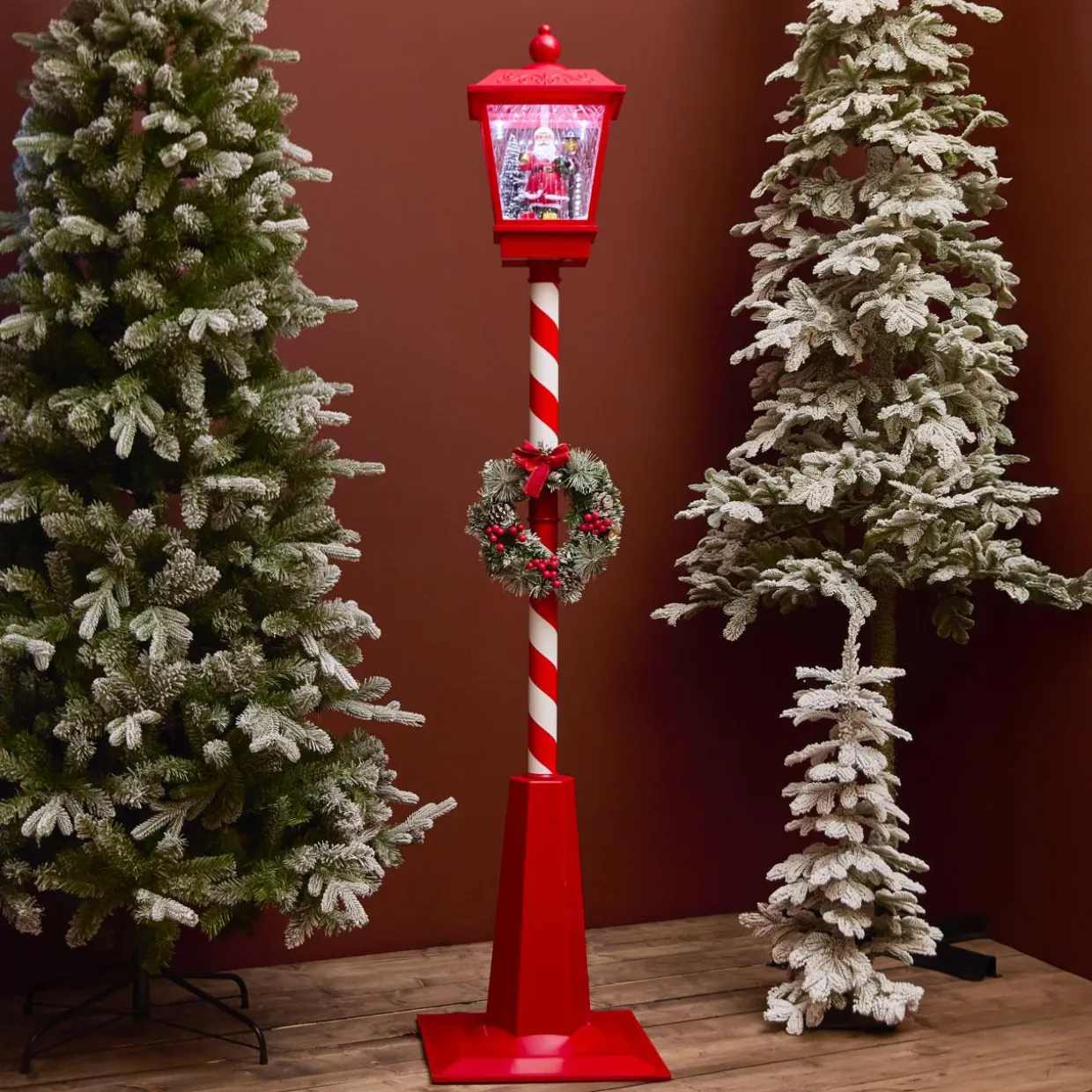 Lampadaire de Noël illuminé et animé 33 LED (H180 cm) Neige tombante Rouge