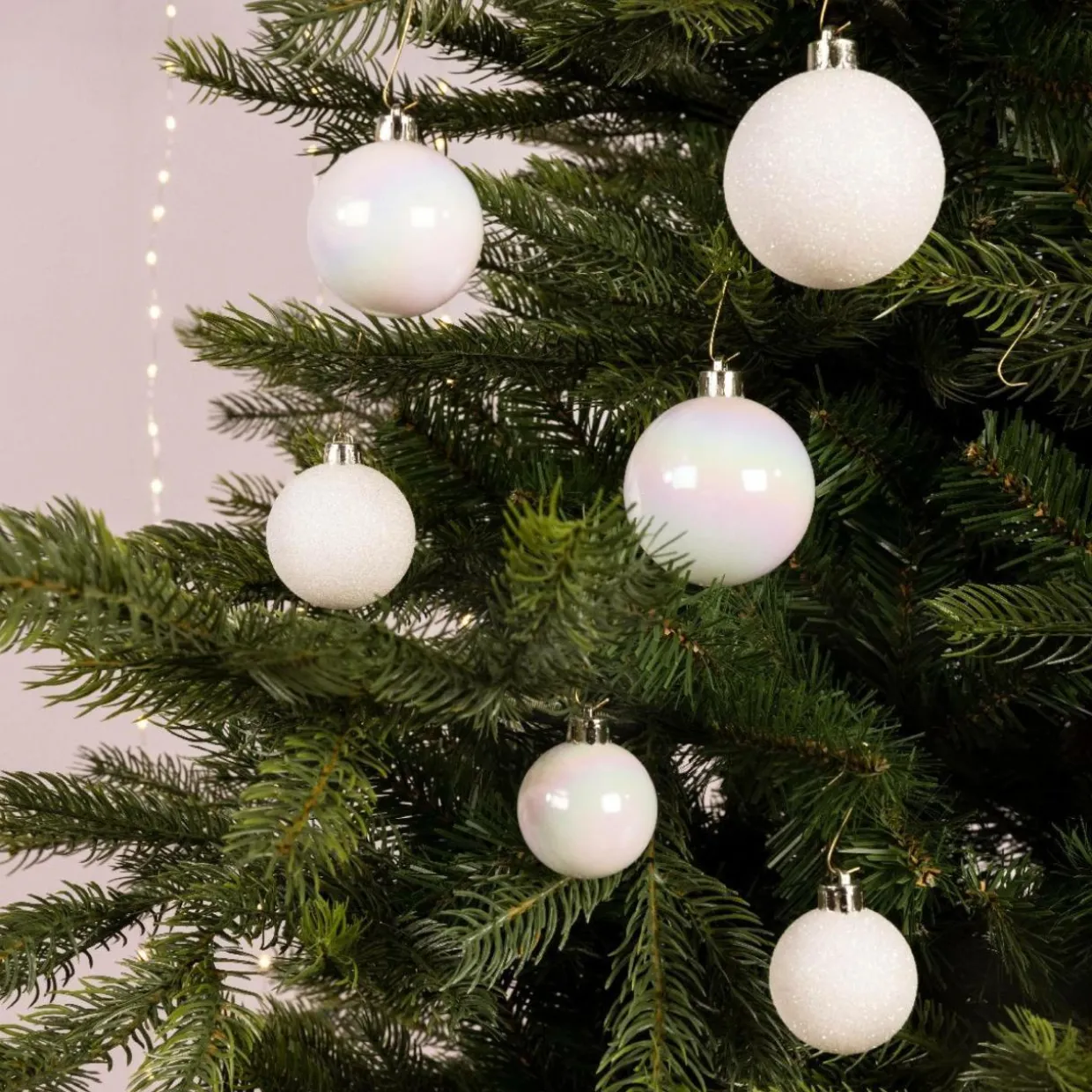 Lot de 30 boules de Noël assorties Alpine Blanc irisé