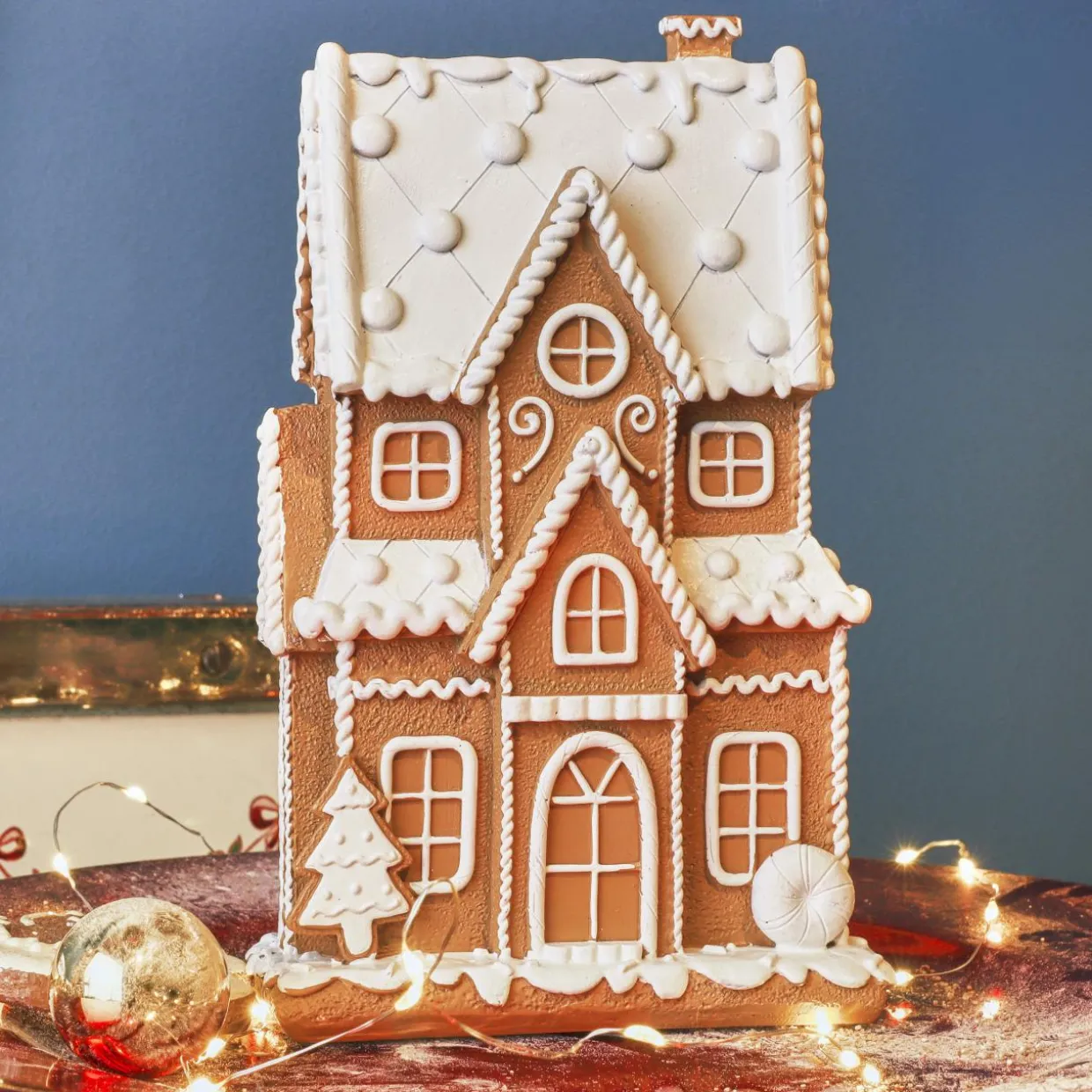 Maison décorative (H21 cm) Crème anglaise et pain d'épices Marron