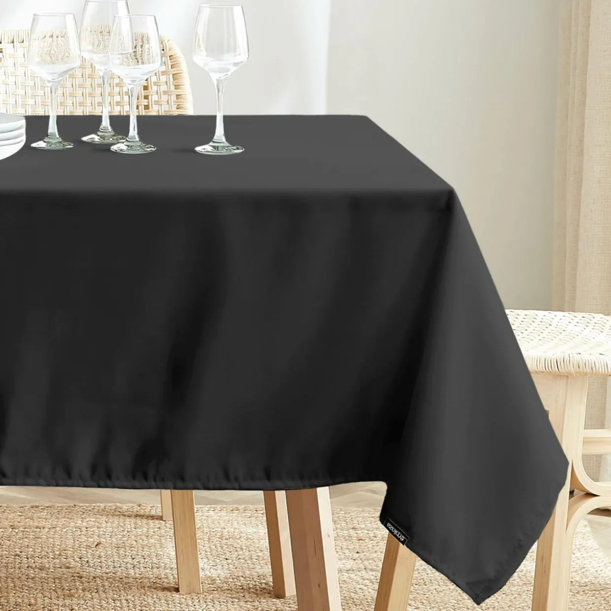 Nappe carrée anti tache (100 x 100 cm) Elise Noire