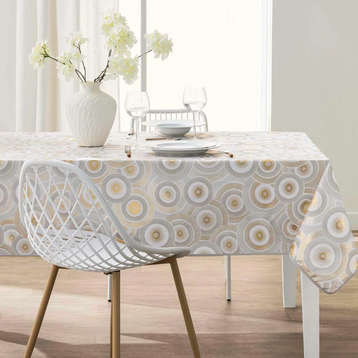 Nappe rectangulaire antitache (145 x 240 cm) Eclipse Blanche
