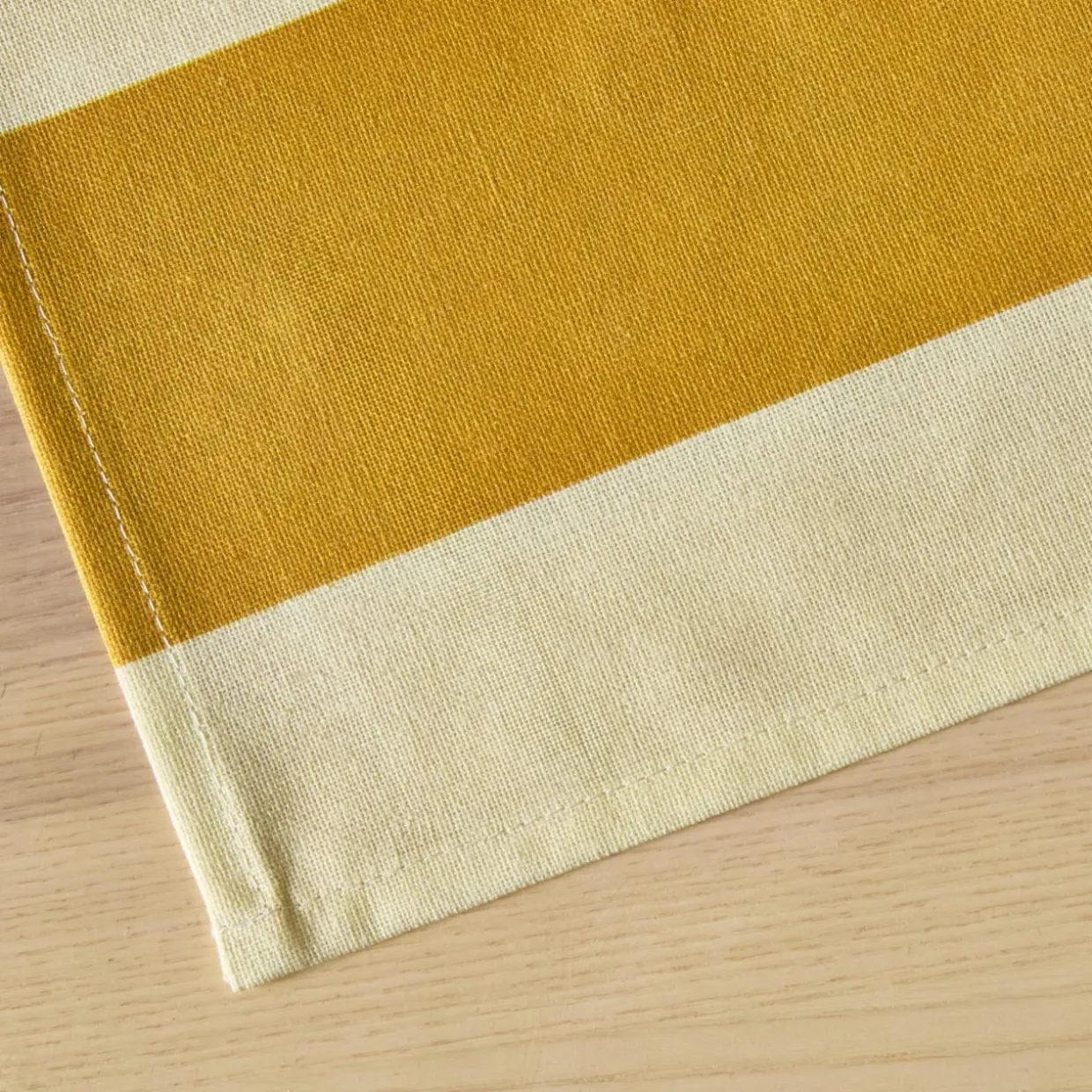 Nappe rectangulaire coton enduit (150 x 350 cm) Clementine Jaune moutarde