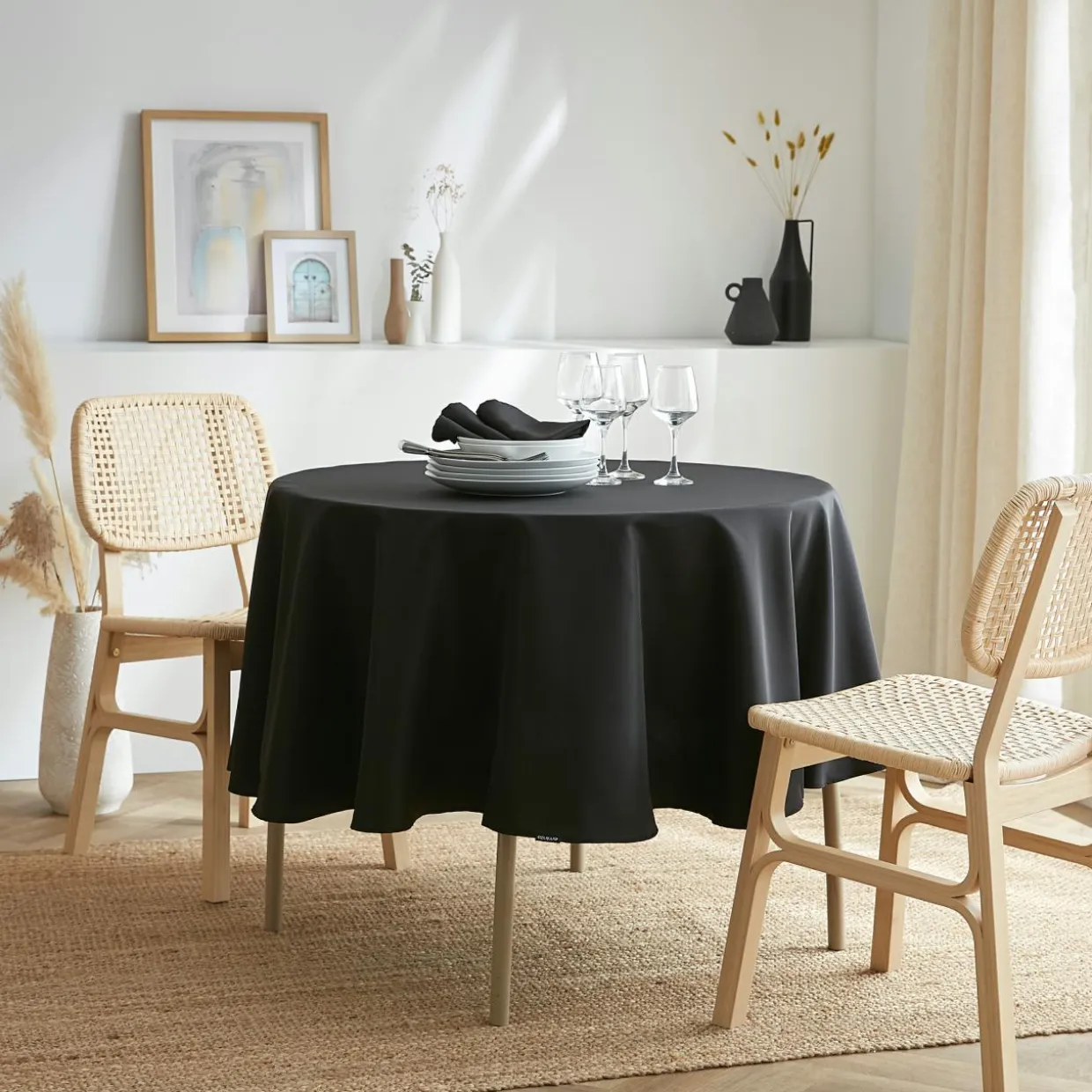 Nappe ronde anti tache (180 cm) Elise Noire