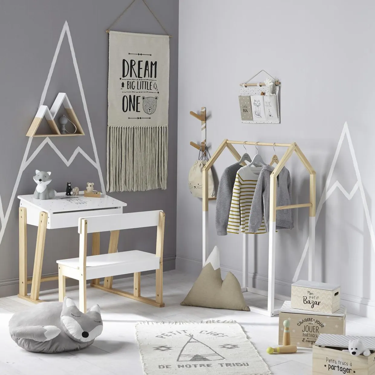 Penderie enfant bois (H100 cm) Maison Blanche