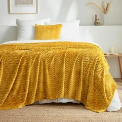 Plaid doux flanelle (220 x 240 cm) Zag Jaune moutarde