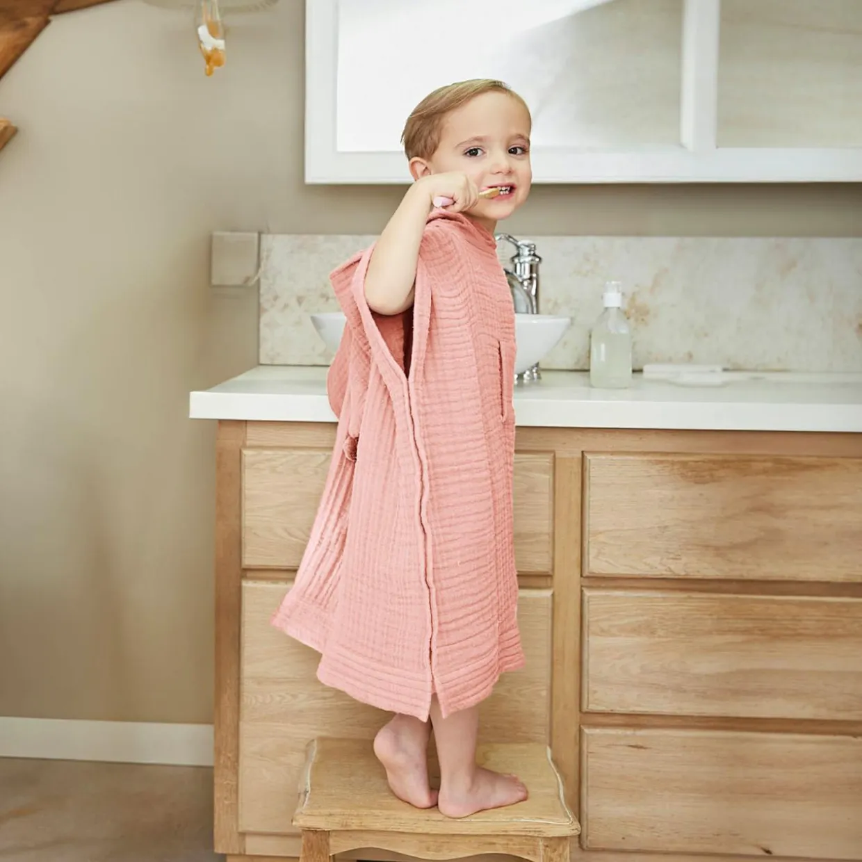 Poncho de bain enfant gaze de coton 2/5 ans Gaïa Rose pêche