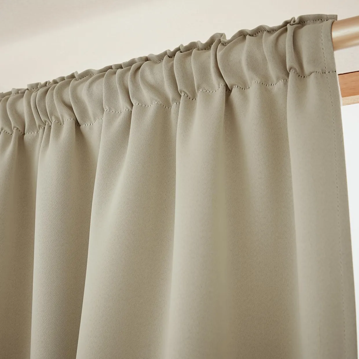 Rideau obscurcissant galon fronceur (140 x 260 cm) Dark Taupe