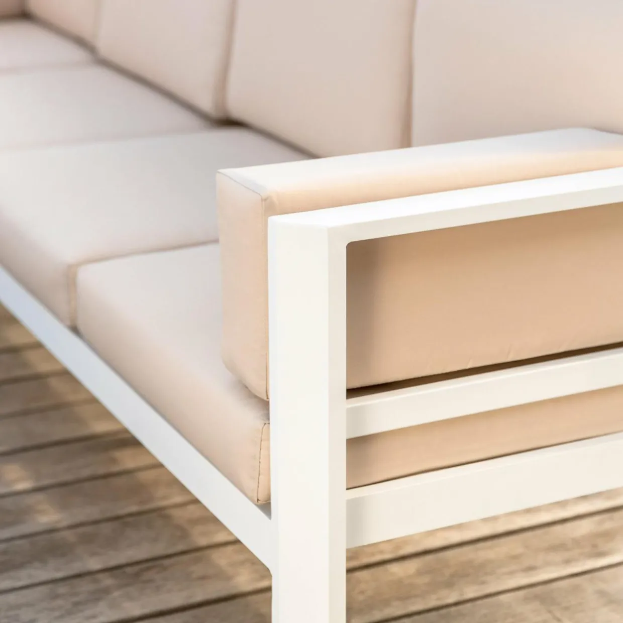 Salon de jardin d'angle en aluminium 6 places Ostara Blanc et taupe