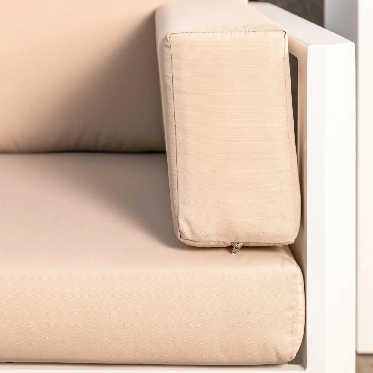 Salon de jardin d'angle en aluminium 6 places Ostara Blanc et taupe
