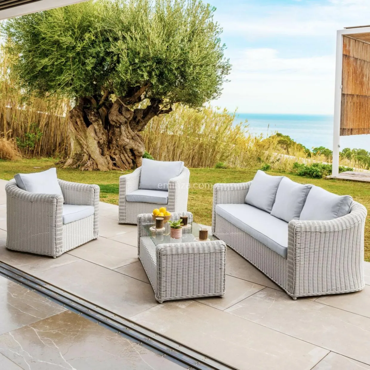 Salon de jardin en résine tressée 5 places 4 pcs Calvi Blanc et gris clair