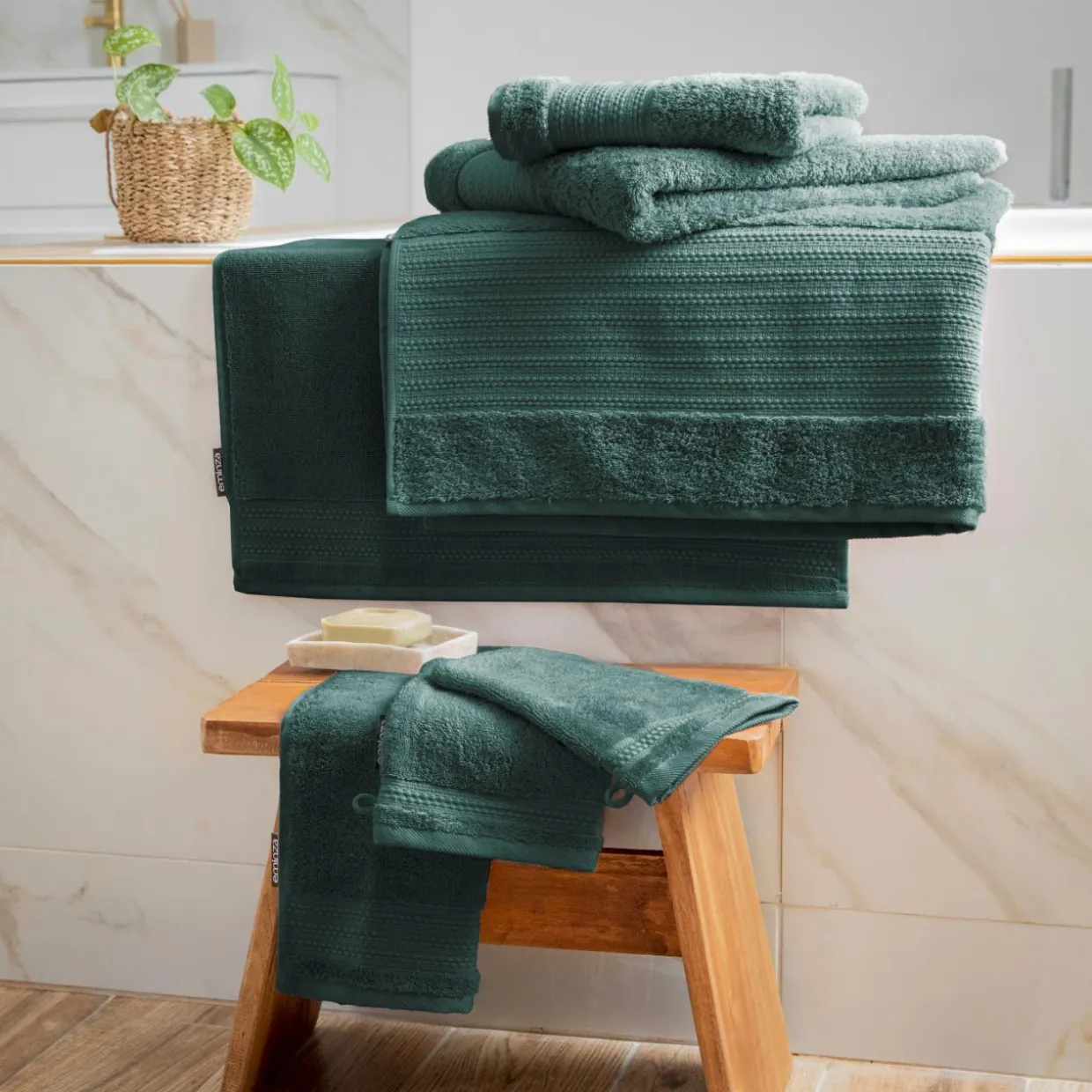 Serviette de bain coton bio (30 x 50 cm) Méline Vert émeraude