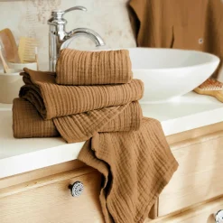 Serviette de bain gaze de coton (30 x 50 cm) Gaïa Camel