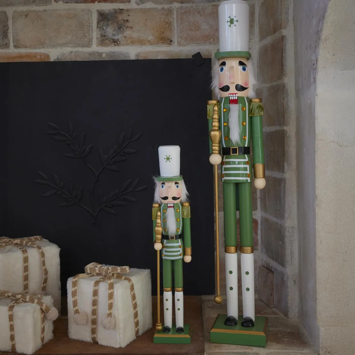 Soldat Casse-noisette en bois (H92 cm) Viktor Vert