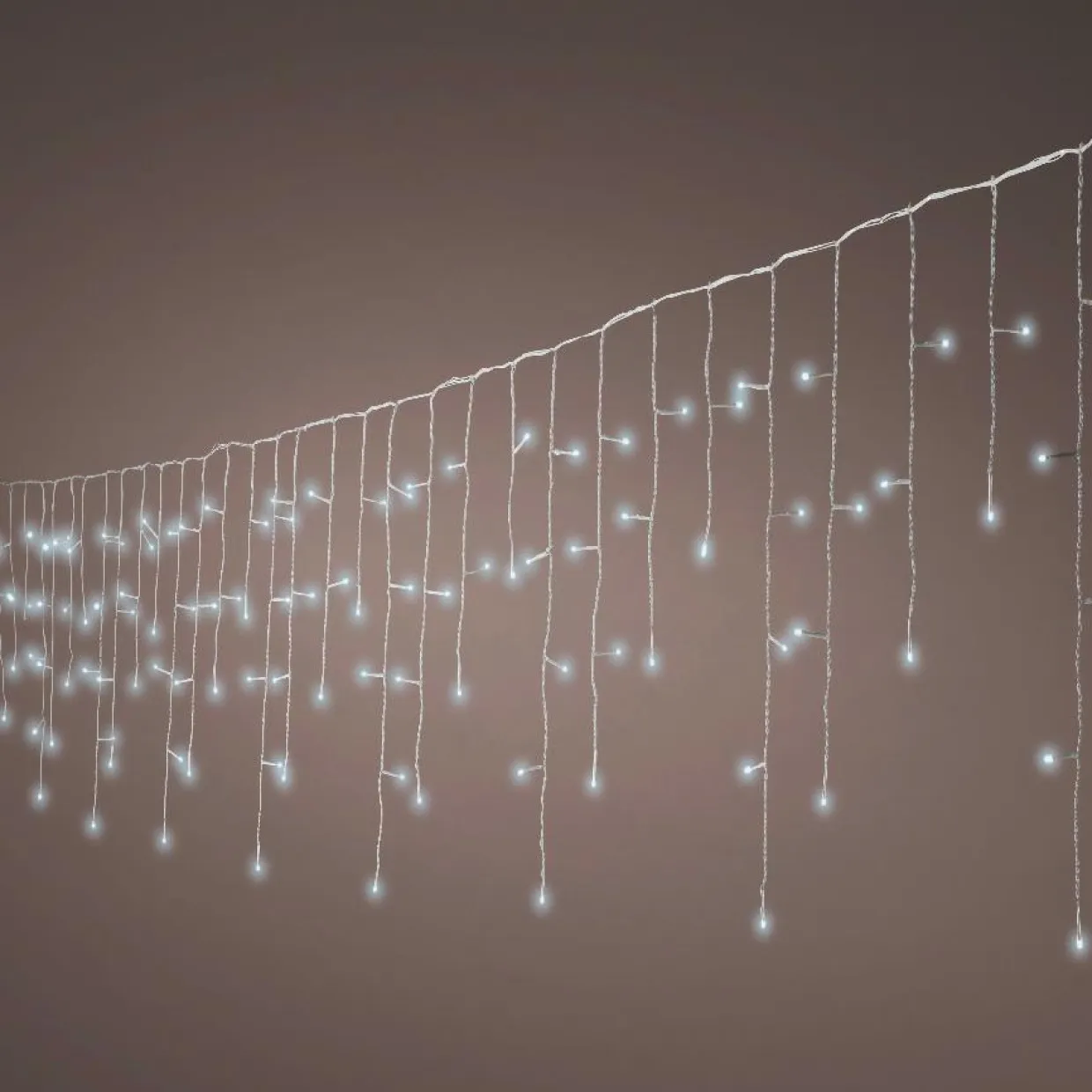 Stalactite lumineuse 7,50 m 175 LED câble blanc Stars Blanc froid