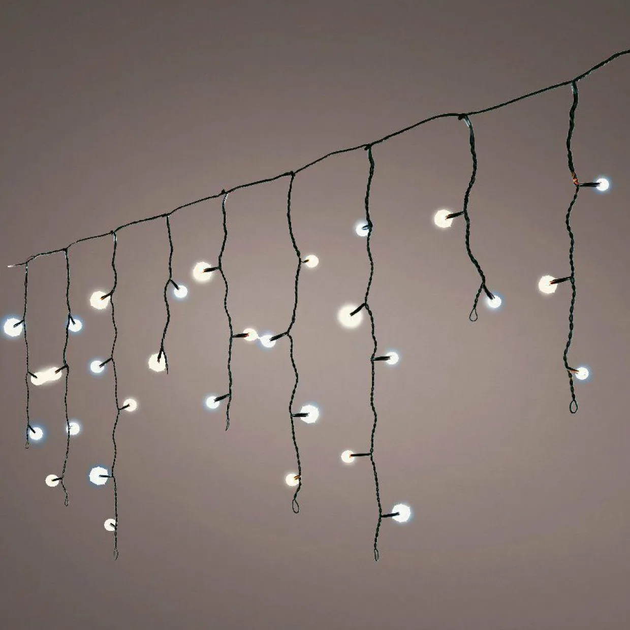 Stalactite lumineuse 20 m 490 LED câble noir Stars Bicolore Blanc chaud et froid
