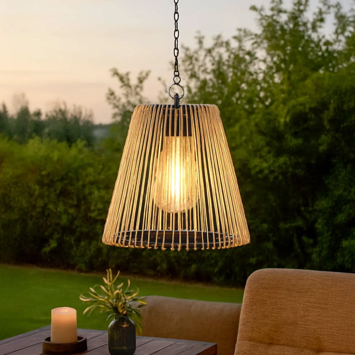 Suspension de jardin solaire LED (D17,5 cm) Calabre Dorée