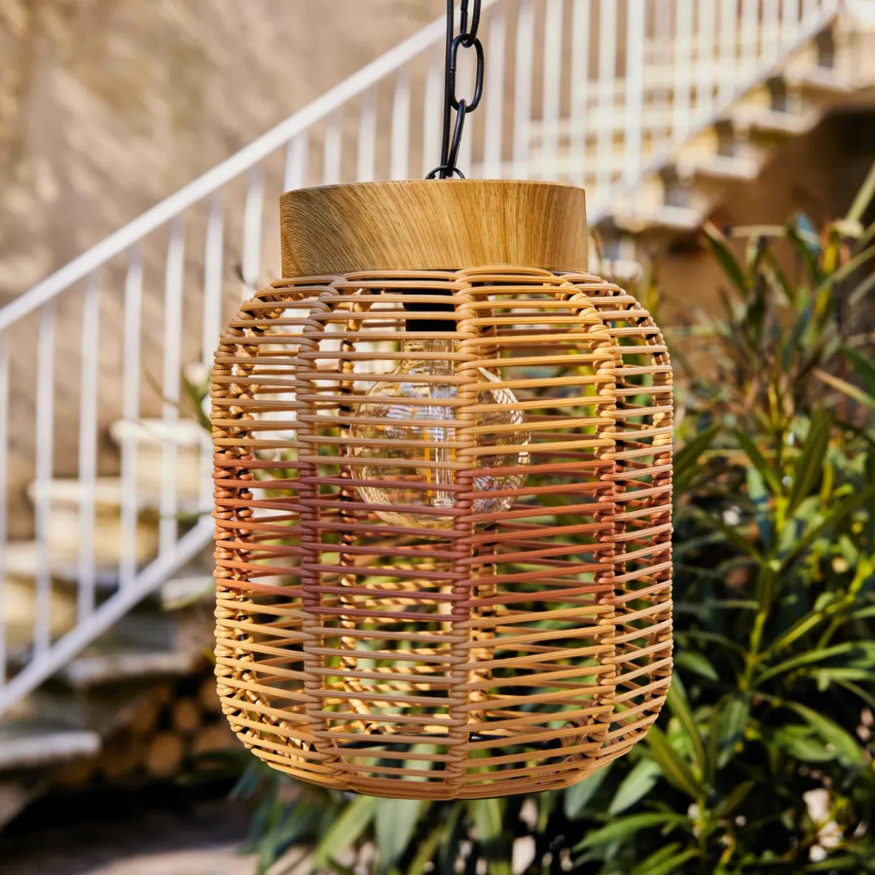 Suspension de jardin solaire résine tressée LED (D20 cm) Toscane Terracotta