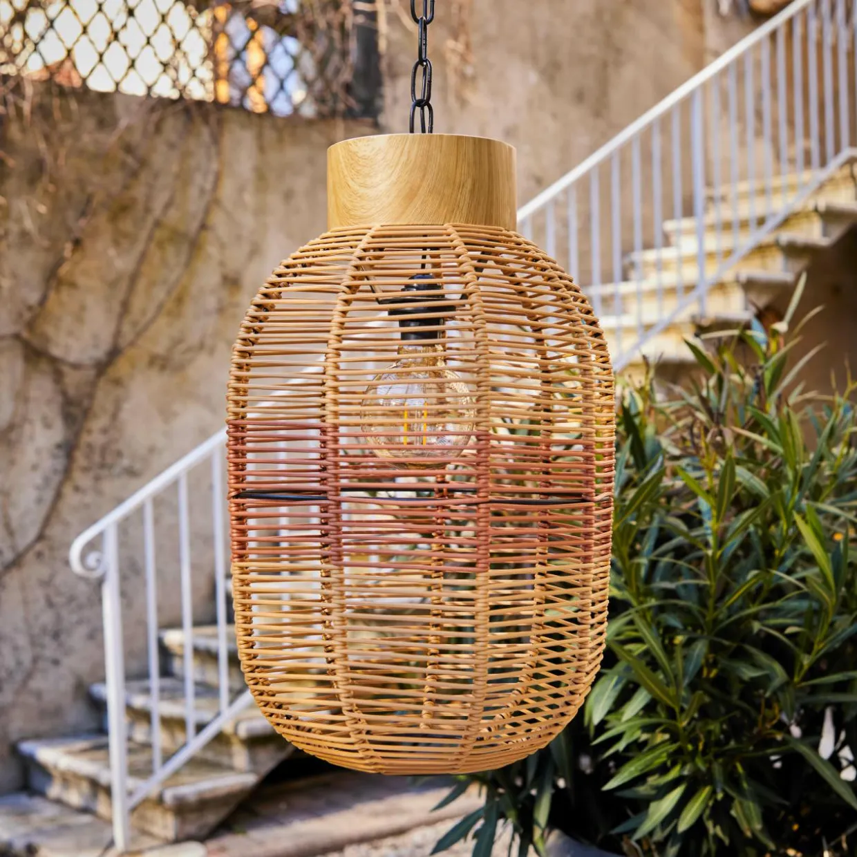 Suspension de jardin solaire résine tressée LED (D27 cm) Toscane Terracotta