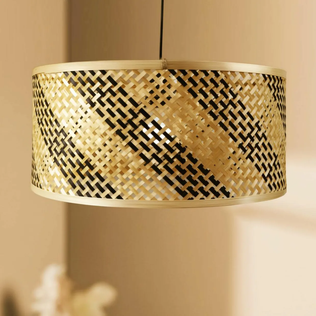 Suspension lumineuse en bambou (D50 cm) Frontera Noir et naturel