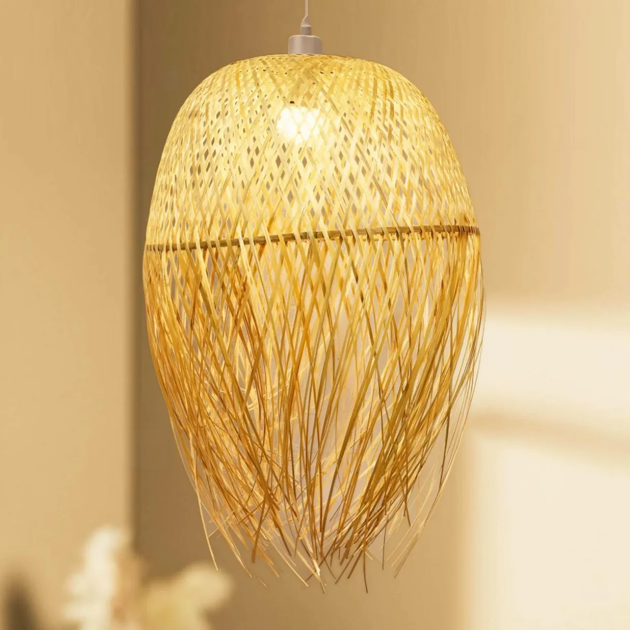 Suspension lumineuse à franges en bambou (H70 cm) Huelva Naturel