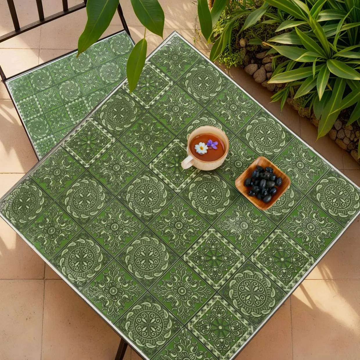 Table bistrot carrée fixe en mosaïque (58 x 58 cm) Aveiro Gris et vert olive