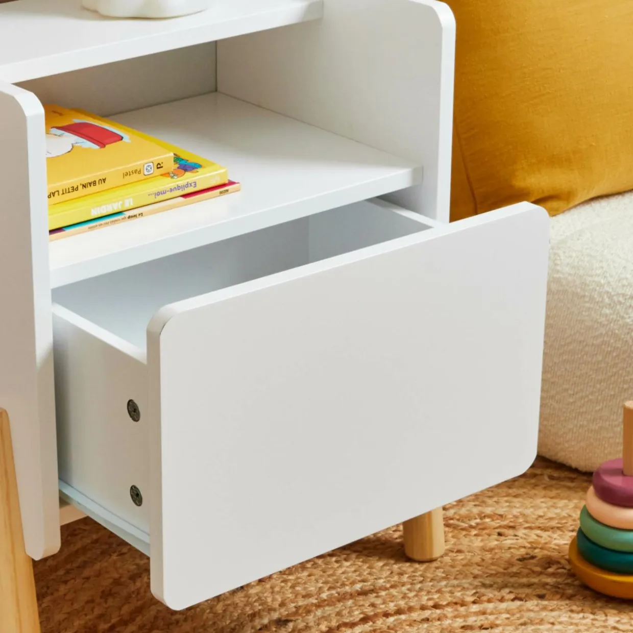 Table de chevet avec tiroir enfant bois (H49 cm) Gabin Blanche