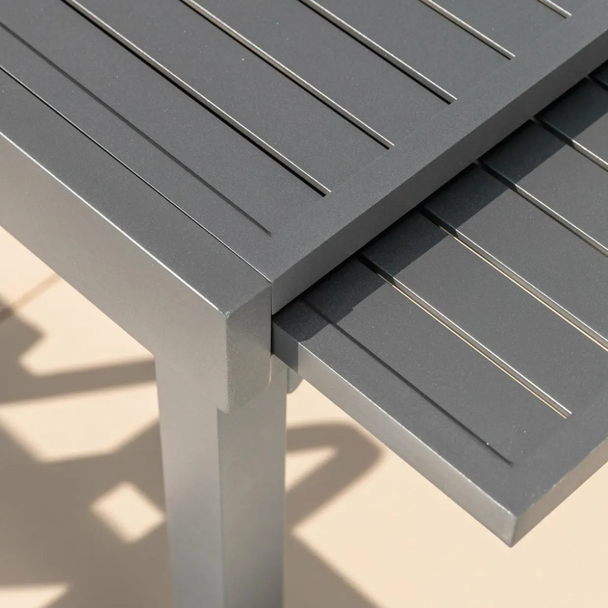 Table de jardin extensible aluminium 12 places (200/320 x 100 cm) Murano Gris anthracite