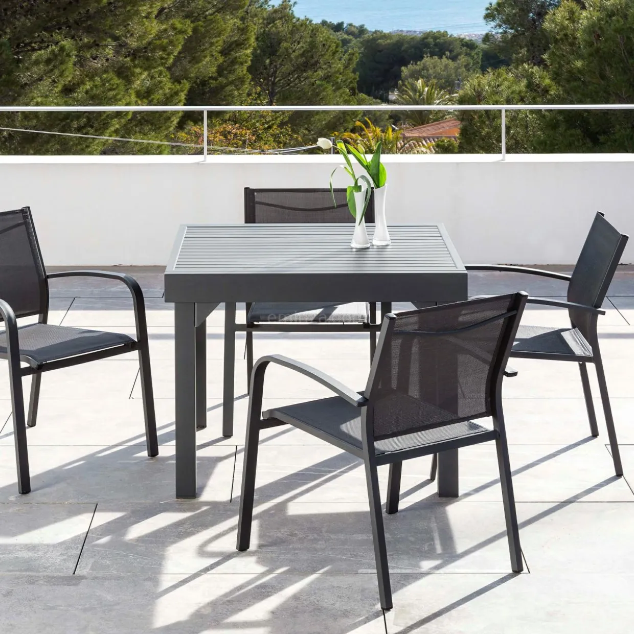 Table de jardin extensible en aluminium 8 places (90/180 x 90 cm) Murano Gris anthracite