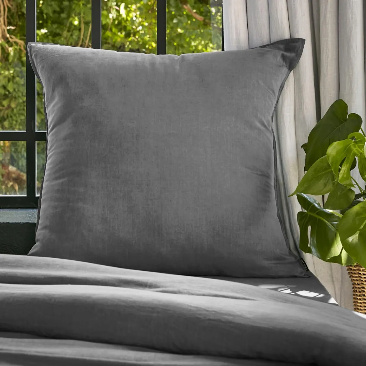 Taie d'oreiller carrée lyocell Tencel™ lavé (80 x 80 cm) Olivia Gris granit