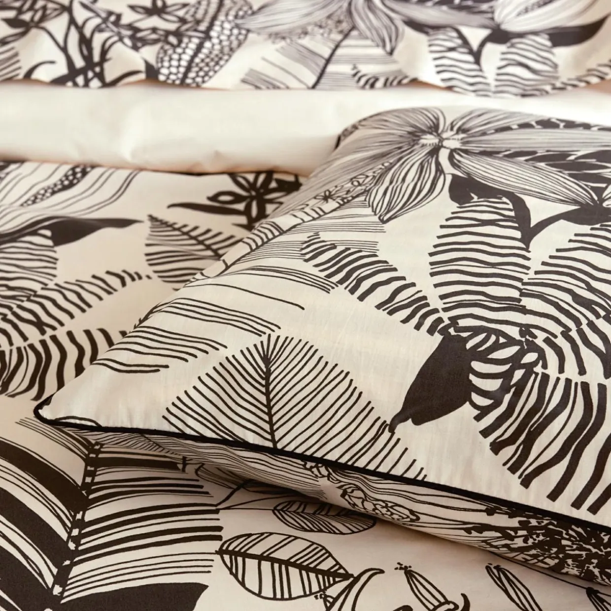 Taie d'oreiller carrée percale de coton (65 x 65 cm) Alba Noire