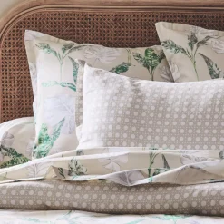 Taie d'oreiller carrée satin de coton (65 x 65 cm) Voyage Verte
